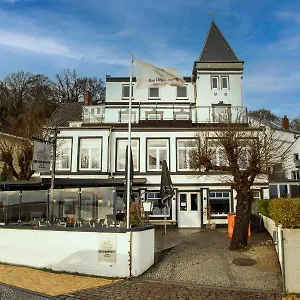  Gasthuis Homaris Strandhaus Blankenese Duitsland