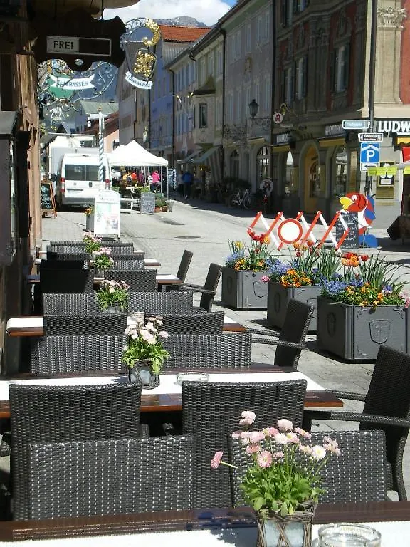 Gasthof Zum Rassen Garmisch-Partenkirchen Pensjonat