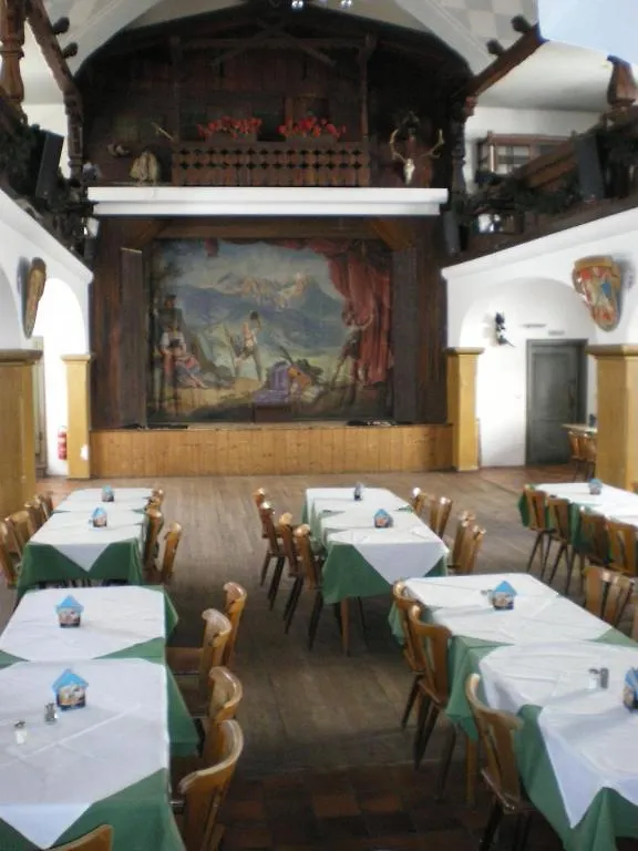 Gasthof Zum Rassen Garmisch-Partenkirchen Pensjonat