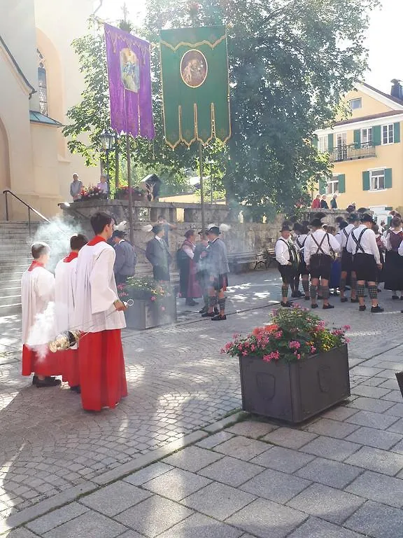 Gasthof Zum Rassen Garmisch-Partenkirchen Pensjonat