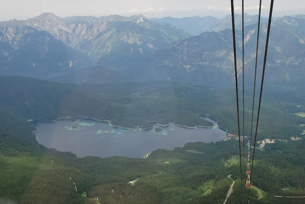 Gasthof Zum Rassen Garmisch-Partenkirchen 3*,